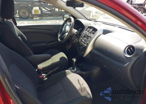 2016 Nissan Versa 1.6 Sv z USA, uszkodzony, nr VIN 3N1CN7AP3GL873955